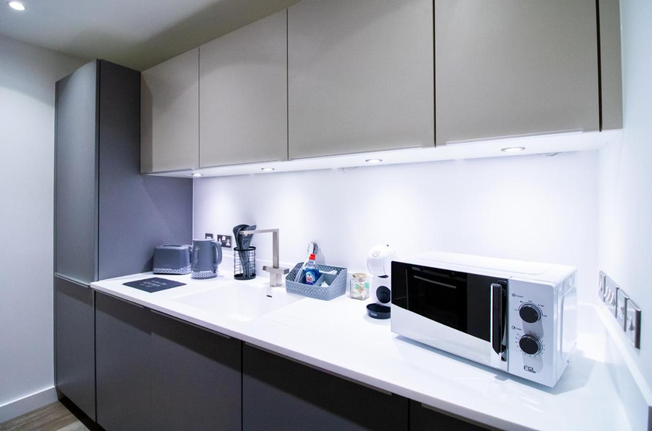 Beautiful Place - 2 Bedroom Apartment On Broad Street Birmingham Bagian luar foto